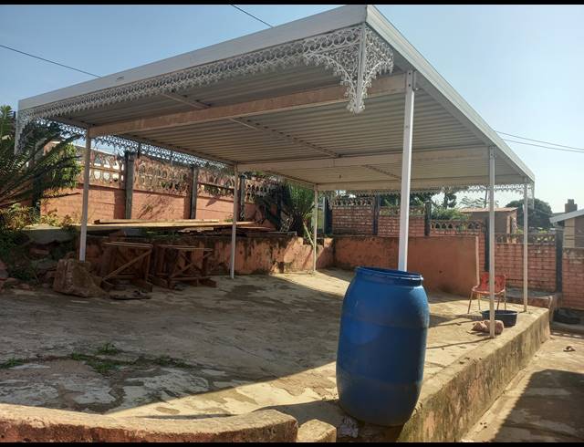 4 BEDROOM HOUSE FOR SALE IN UMLAZI C